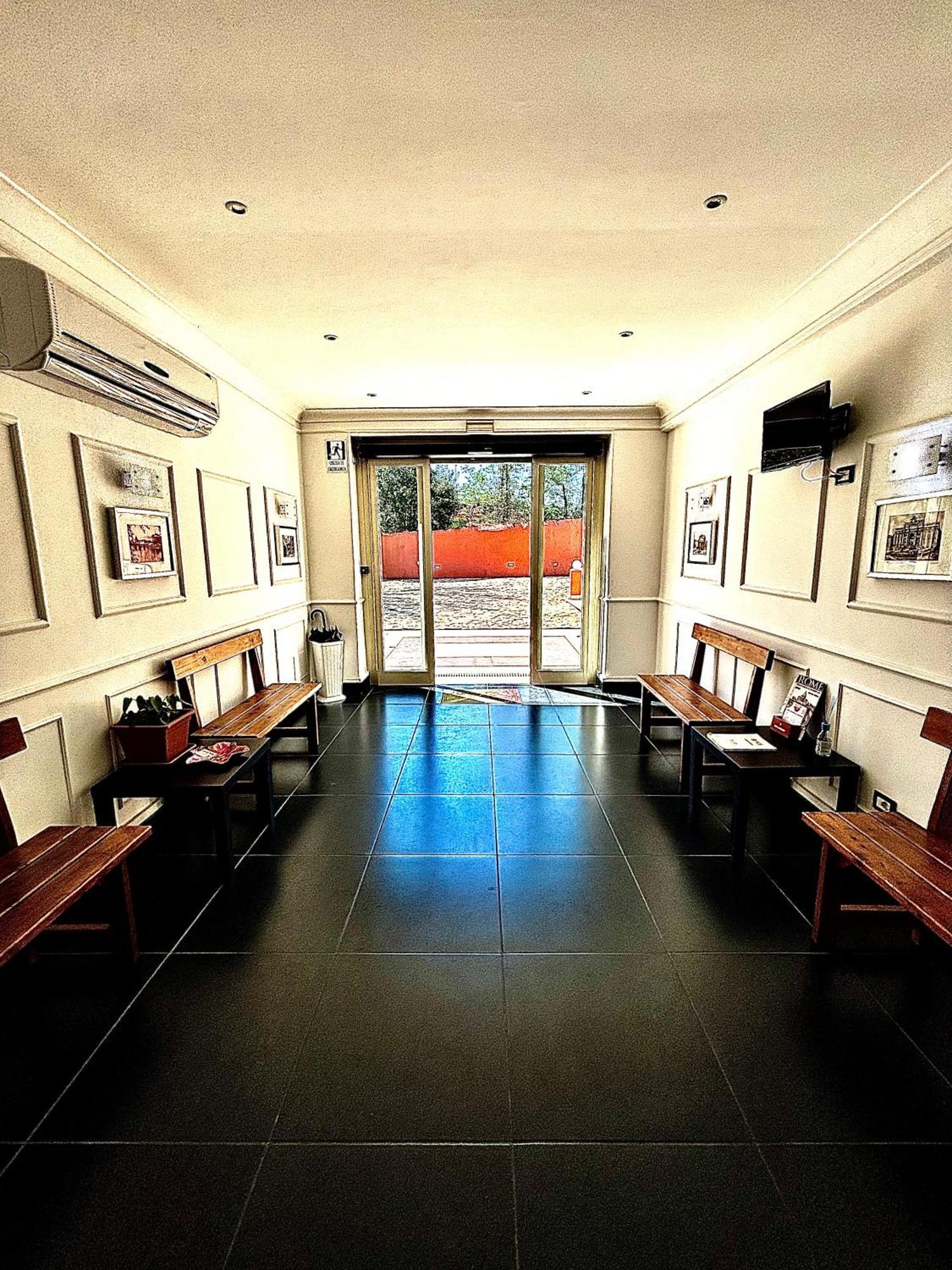 Palace Rome Luaran gambar